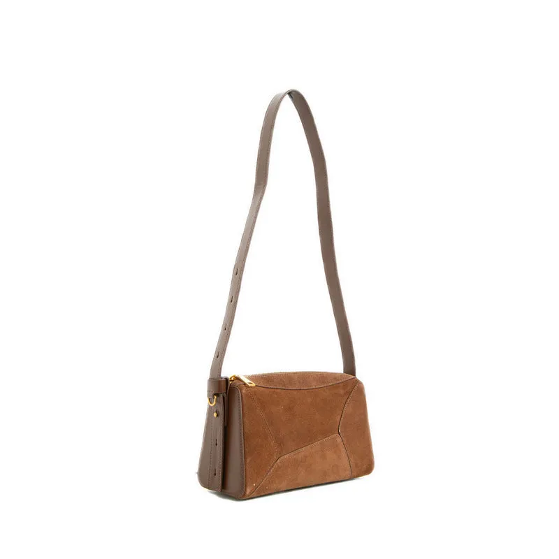 BX9321700 Shoulder Bags - Brown